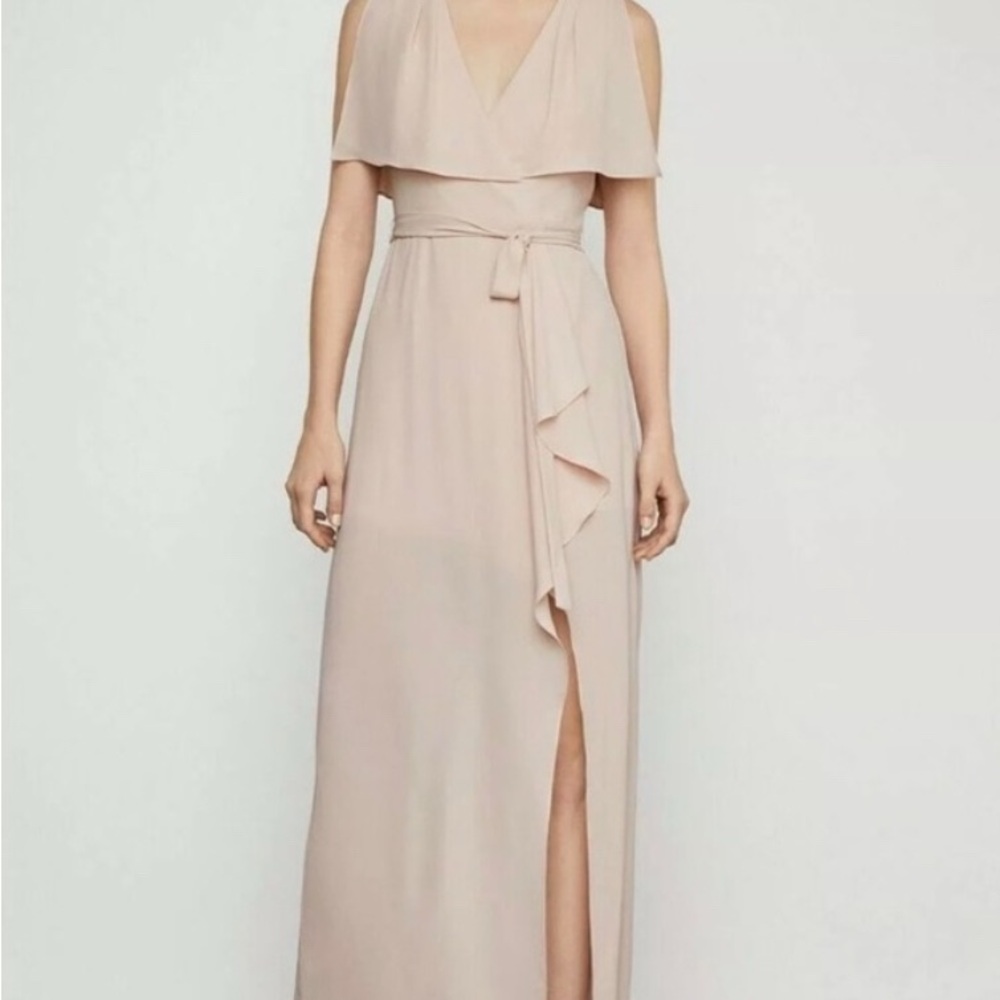 BCBGMAXAZRIA | NWT | Size 10 | Bare Pink | Split sleeve